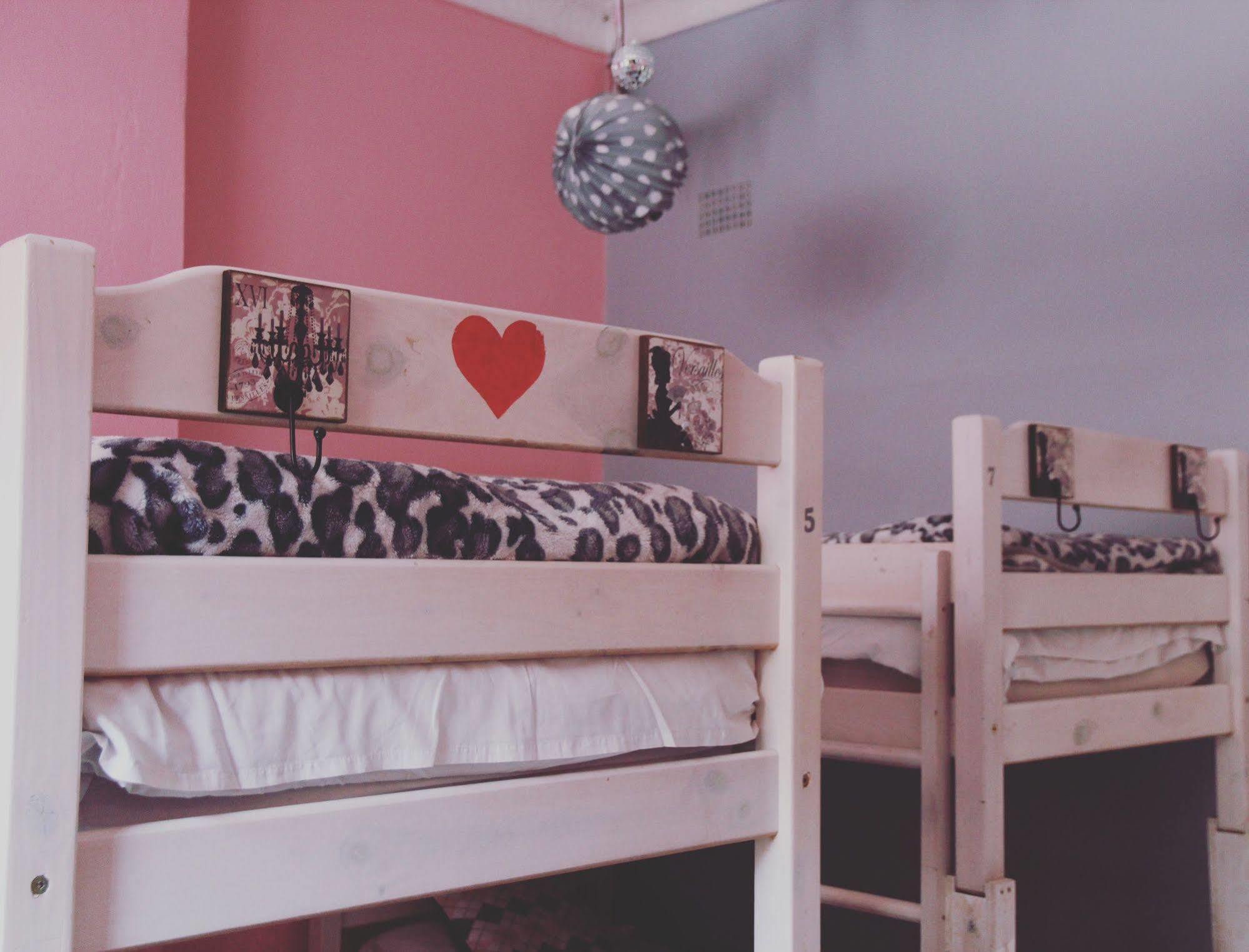 Homebase Melville Backpackers Йоханнесбург Экстерьер фото